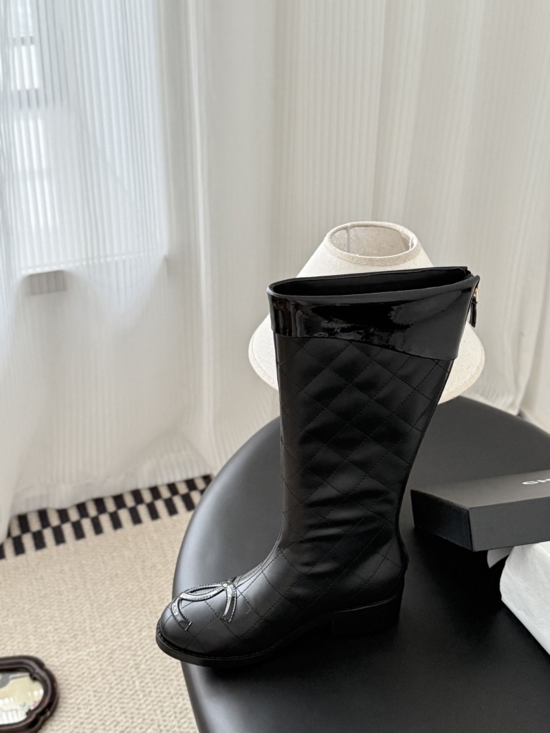Ch**el boots